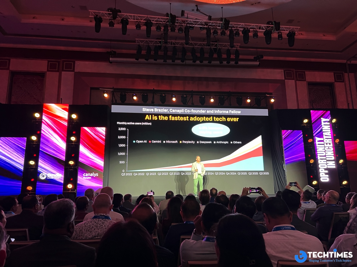 Khoảnh khắc Steve Brazier cảnh báo về nguy cơ thiếu hụt bộ nhớ toàn cầu kéo dài đến năm 2026.
