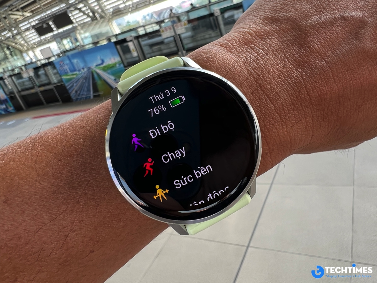 Đánh giá Garmin Venu 4: Smartwatch hoàn hảo với vai trò huấn luyện viên cá nhân cho lối sống lành mạnh TechTimes Vietnam Nếu chỉ nhìn vào thông số, Garmin Venu 4 hỗ trợ hơn 80 môn thể thao và hoạt động – con số không còn xa lạ với người dùng Garmin. Tuy nhiên, điểm khác biệt nằm ở cách Garmin xử lý dữ liệu và chuyển hóa chúng thành giá trị thực tế cho người dùng.