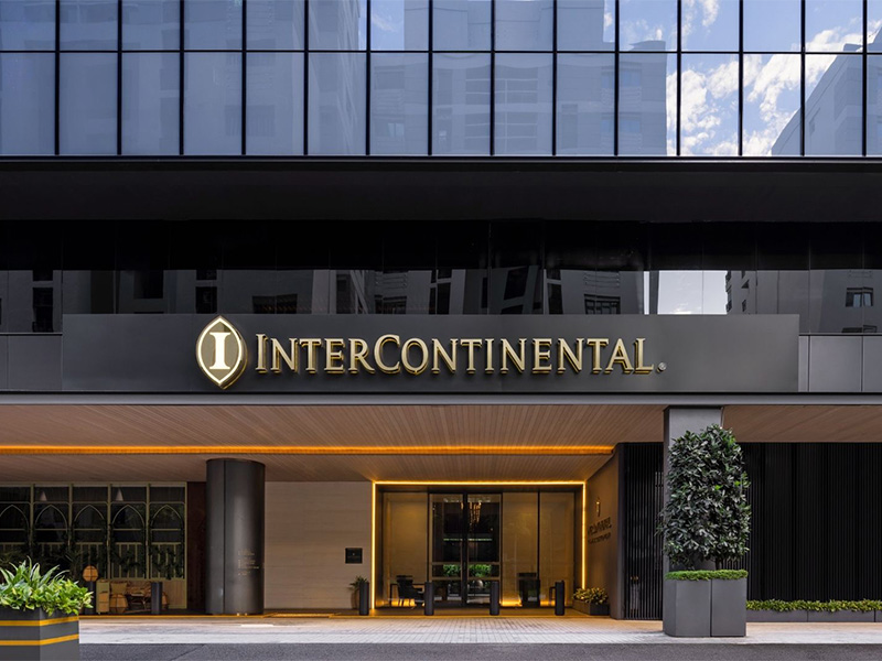 InterContinental Singapore Robertson Quay định nghĩa lại trải nghiệm du lịch bằng chương trình mới TechTimes Vietnam Entrance of InterContinental Singapore Robertson Quay Hotel