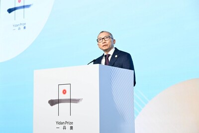 Quy Yidan Prize ket noi hieu biet toan cau va TechTimes Vietnam Quỹ Yidan Prize kết nối hiểu biết toàn cầu và chuyên môn địa phương tại Hội nghị thượng đỉnh thường niên tiêu biểu