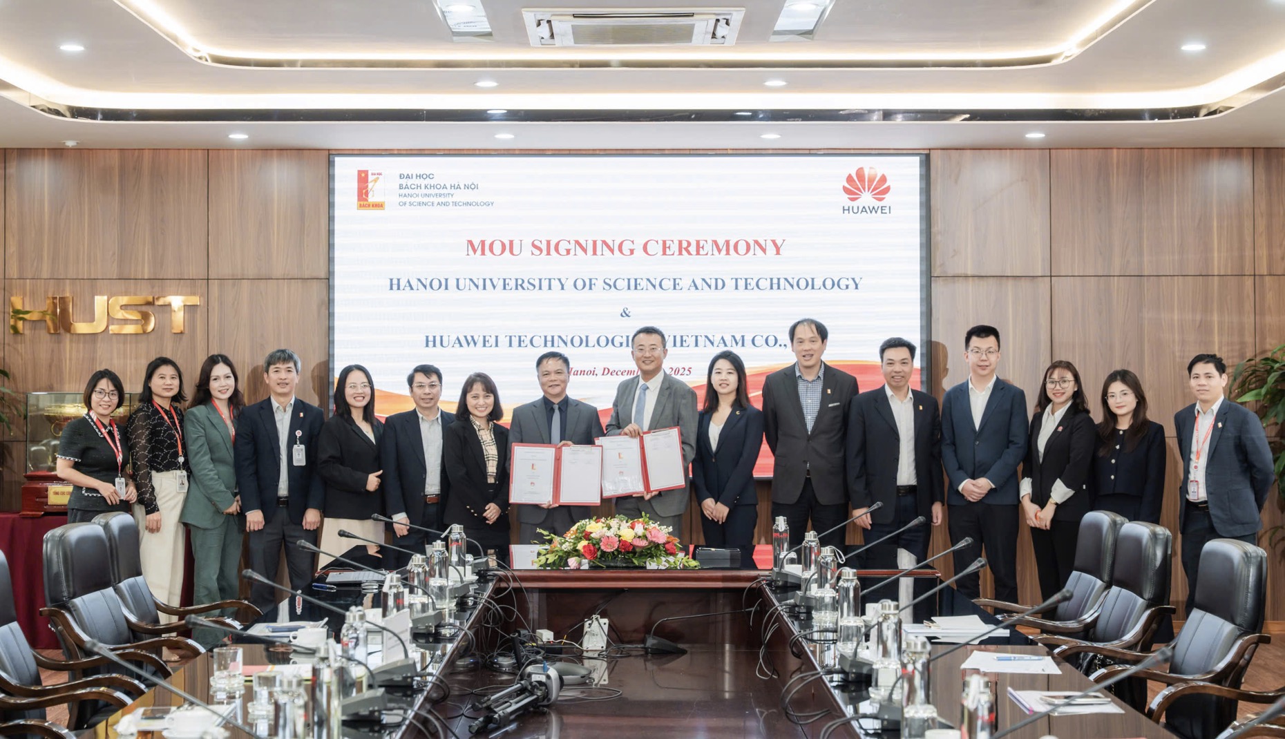 Đại học Bách khoa Hà Nội và Huawei ký kết hợp tác chiến lược thúc đẩy chuyển đổi số và đào tạo nhân lực ICT