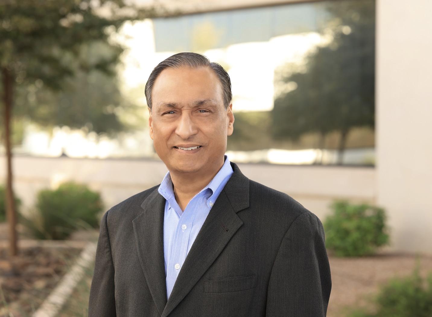 Microchip: Ngành bán dẫn 2026 sẽ phục hồi diện rộng, AI vẫn là động lực trung tâm