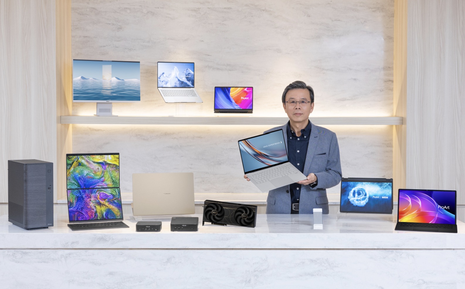 CES 2026: ASUS trình diễn hệ sinh thái AI thế hệ mới, hiện thực hóa tầm nhìn “AI mọi nơi”