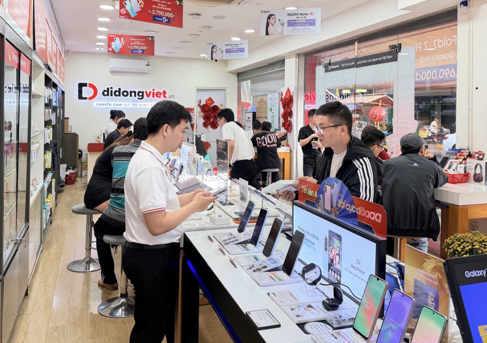 Đặt trước Samsung Galaxy S26 tại Di Động Việt, ưu đãi có thể chạm mốc 16 triệu đồng