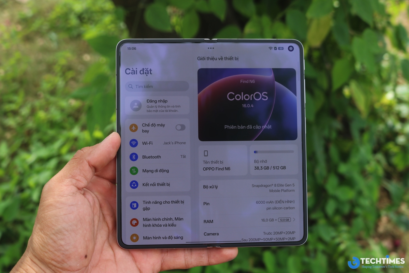 Find N6 chạy ColorOS 16 dựa trên Android 16, được tối ưu cho thiết kế màn hình gập. Một trong những điểm đáng chú ý là hệ thống đa nhiệm. Người dùng có thể mở nhiều ứng dụng cùng lúc và sắp xếp chúng thành các cửa sổ linh hoạt trên màn hình lớn.