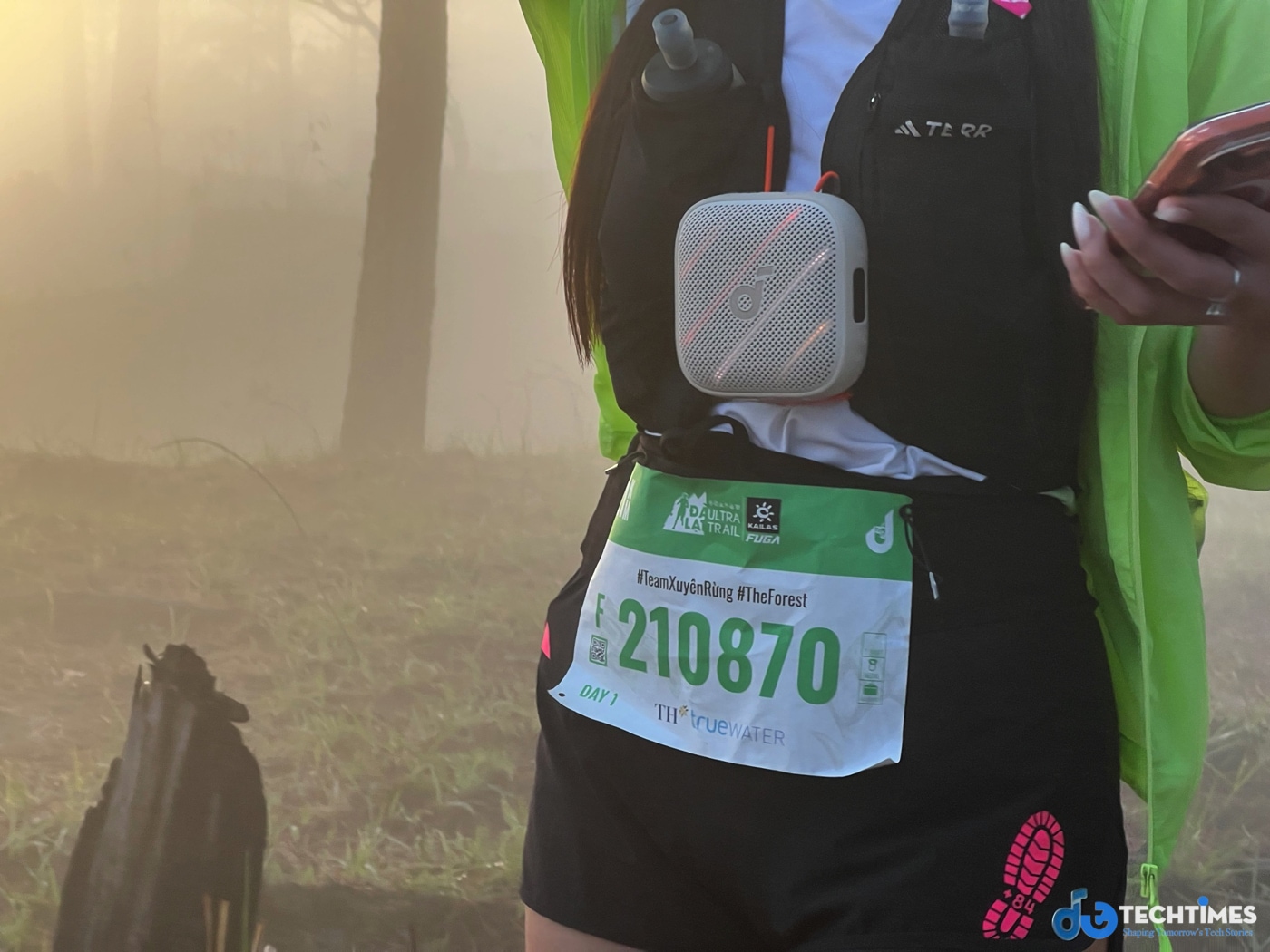 Trải nghiệm Soundcore Boom Go 3i tại Dalat Ultra Trail: Nhỏ gọn, bền bỉ, đủ “chill” giữa rừng