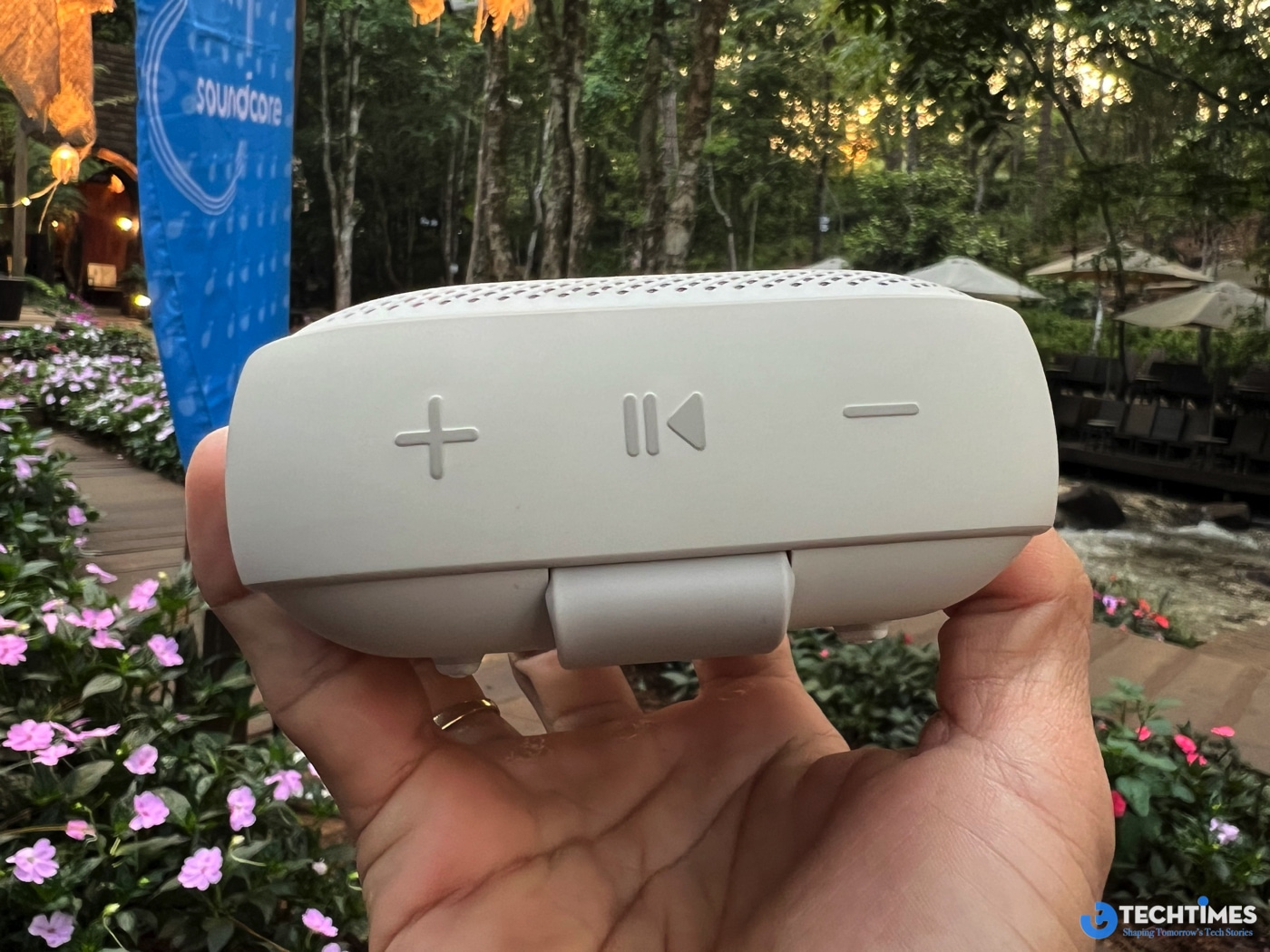 Soundcore Boom Go 3i TechTimes 9 TechTimes Vietnam Trải nghiệm Soundcore Boom Go 3i tại Dalat Ultra Trail: Nhỏ gọn, bền bỉ, đủ “chill” giữa rừng