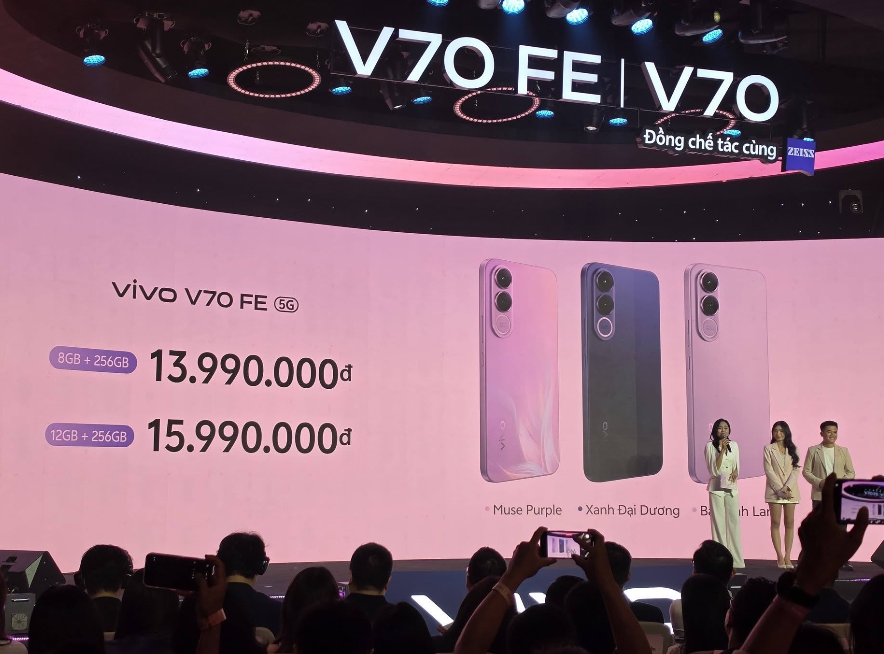 vivo V70 và V70 FE ra mắt tại Việt Nam: Định nghĩa lại smartphone nhiếp ảnh với AI và thiết kế thời thượng