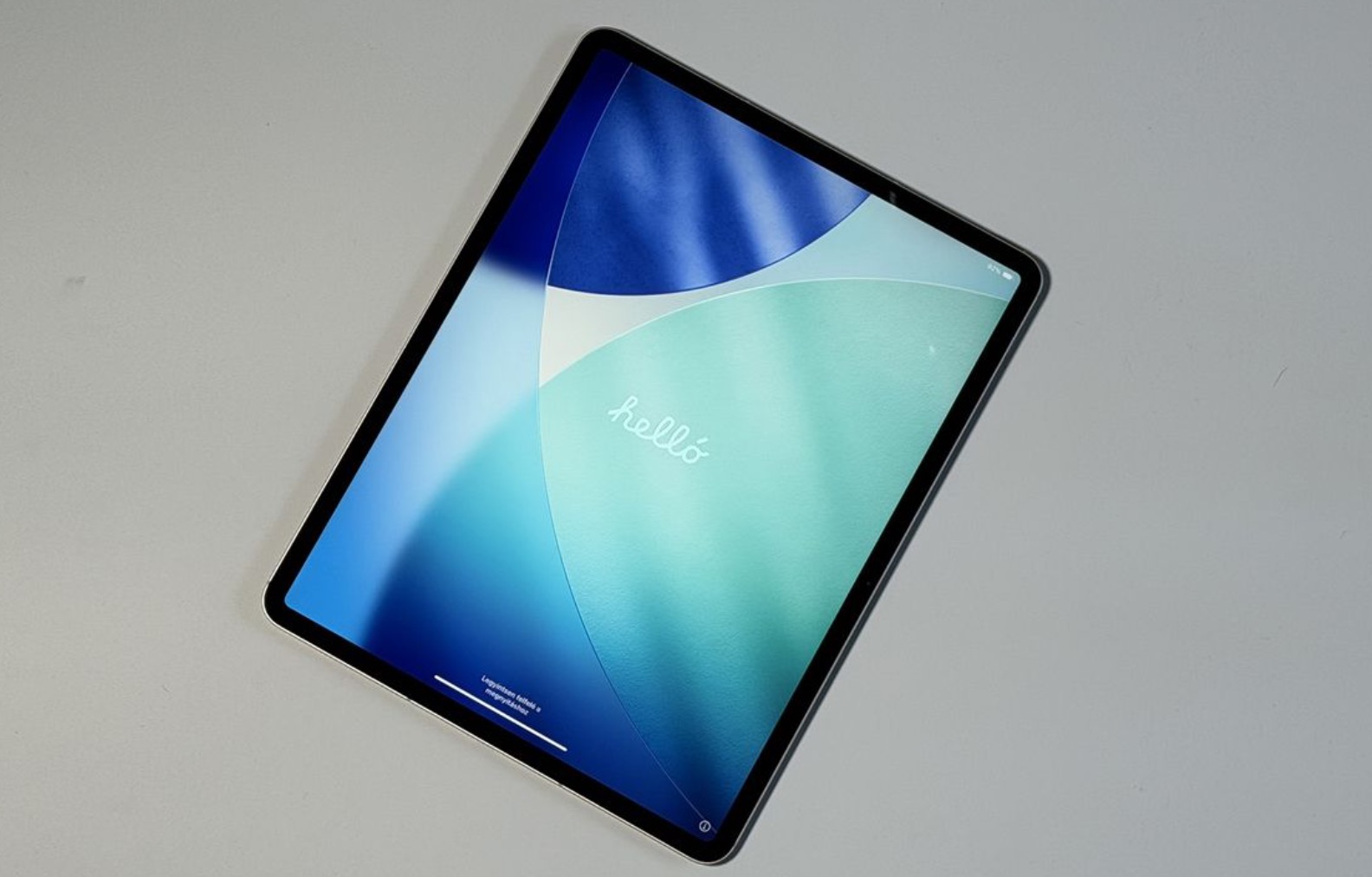 Apple mở bán iPad Air (M4), bản 13 inch được giảm gần 1,5 triệu đồng ngay ngày đầu tại Mỹ