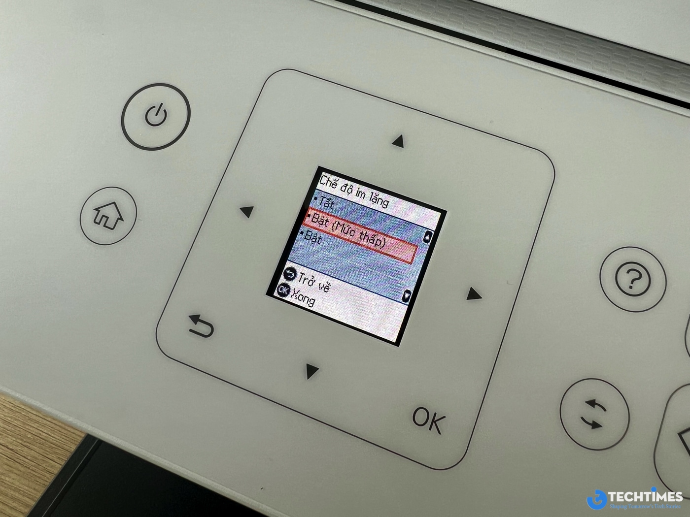 Có 3 chế độ giúp giảm tiếng ồn lúc in ấn với mức Bật cao nhất quá trình in ấn khá êm ái.