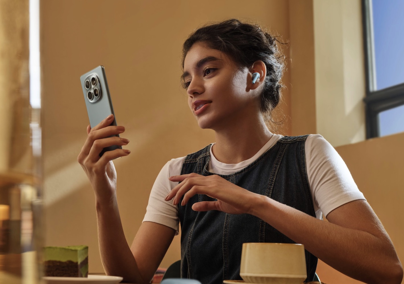 Xiaomi mở rộng hệ sinh thái AIoT tại Việt Nam với tai nghe, kính thông minh và máy lọc không khí