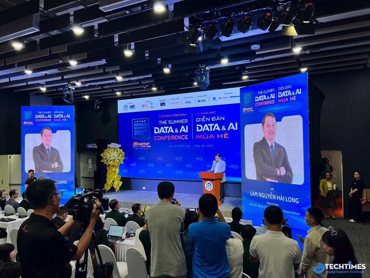 Diễn đàn Data & AI Summer 2026 thúc đẩy chiến lược dữ liệu và trí tuệ nhân tạo AI tại TP.HCM TechTimes Vietnam ông Lâm Nguyễn Hải Long, Chủ tịch Hội Tin học TP.HCM (HCA)