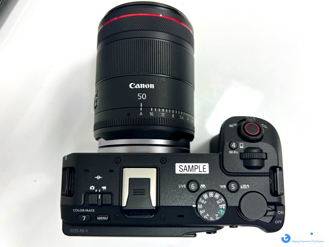 Canon ra mắt EOS R6 V và ống kính Power Zoom RF20-50mm F4 L IS USM PZ dành cho nhà sáng tạo nội dung
