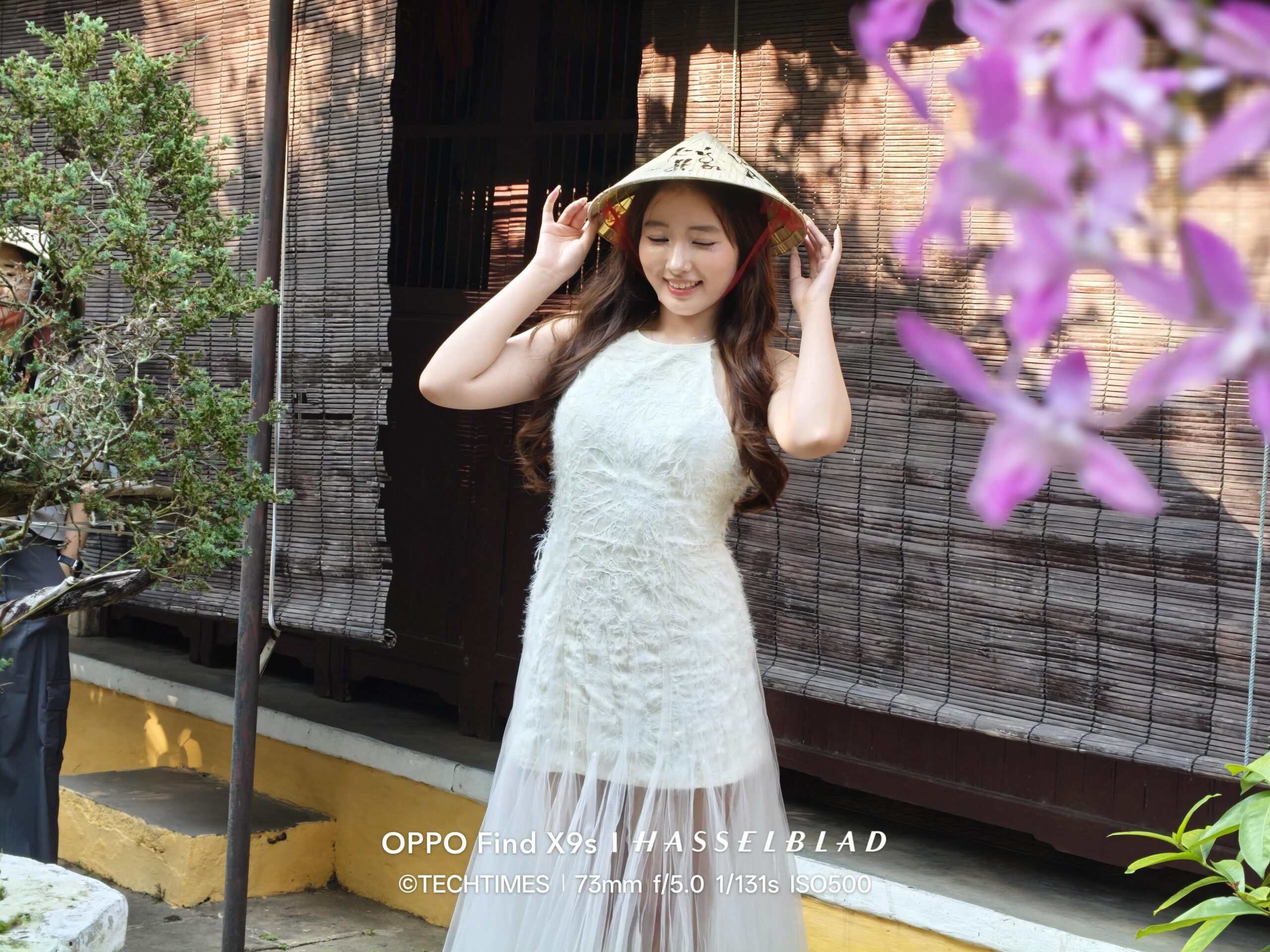 Đánh giá OPPO Find X9s: Khi smartphone nhỏ gọn mang tham vọng thay thế máy ảnh chuyên nghiệp TechTimes Vietnam IMG20260505155248 scaled TechTimes Vietnam Đánh giá OPPO Find X9s: Khi smartphone nhỏ gọn mang tham vọng thay thế máy ảnh chuyên nghiệp