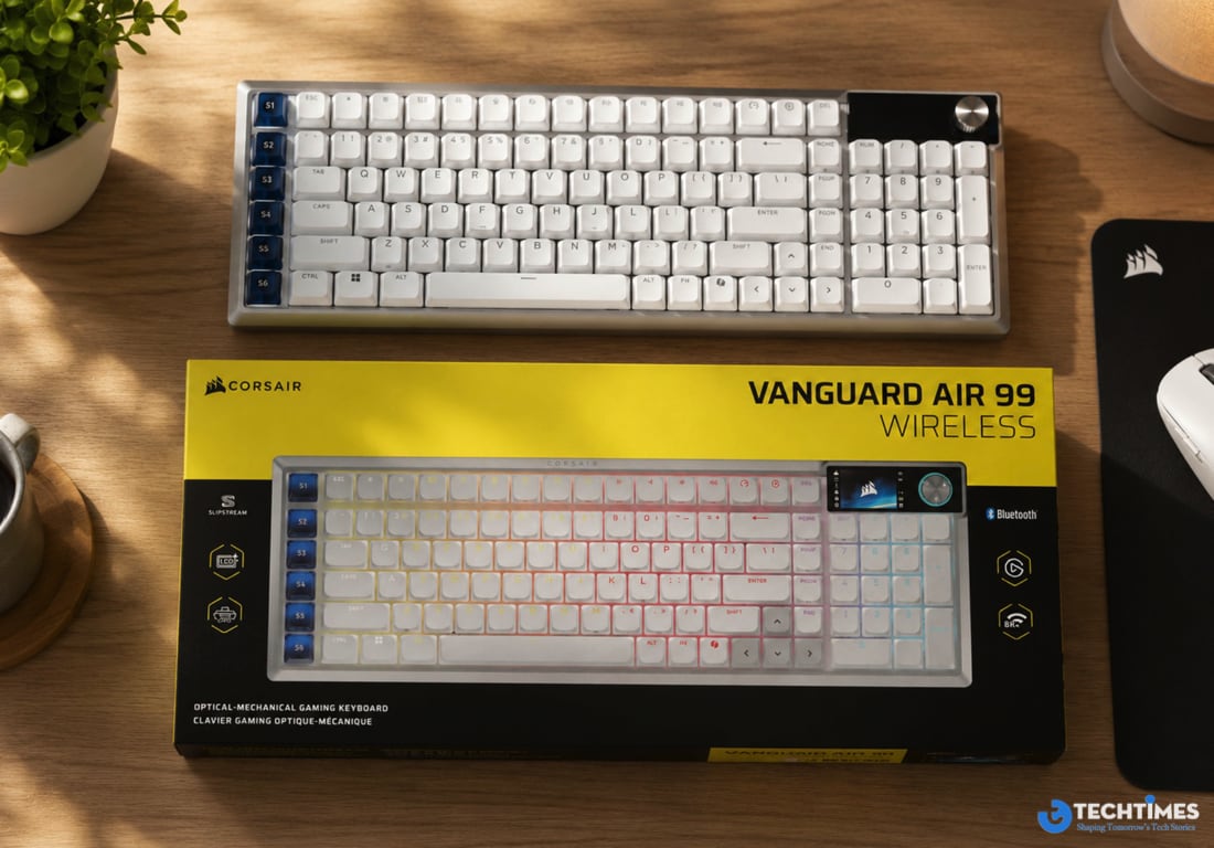 Corsair là một trong những thương hiệu đang cố gắng đi theo xu hướng đó với mẫu VANGUARD AIR 99 Wireless. Đây là bàn phím cơ không dây dạng low-profile (thiết kế mỏng thấp), được định vị ở phân khúc cao cấp với rất nhiều công nghệ mới. Corsair không chỉ muốn bán một chiếc bàn phím gaming đơn thuần, mà còn muốn biến thiết bị này thành trung tâm điều khiển cho toàn bộ góc máy tính của người dùng hiện đại.