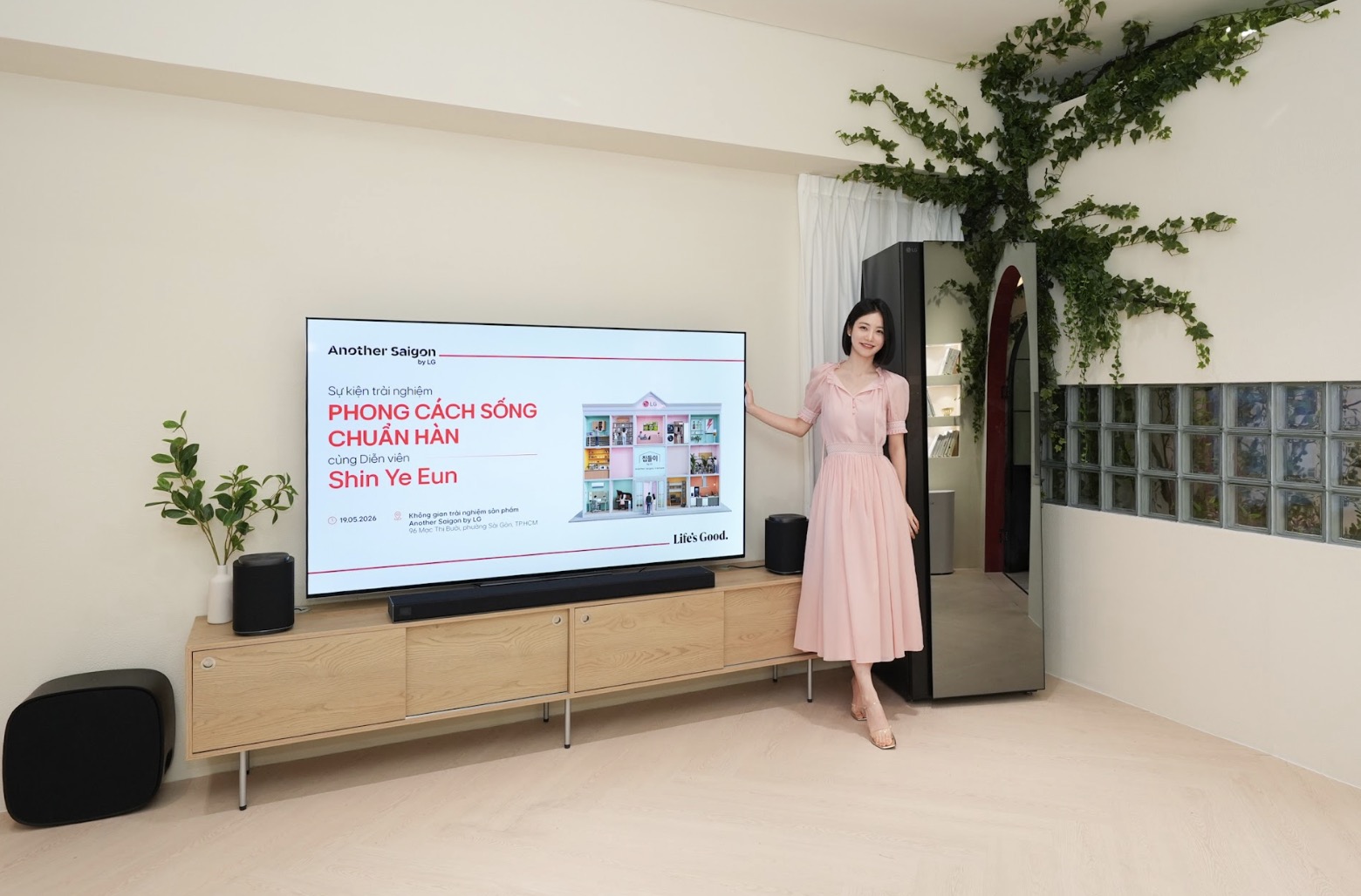 LG khởi động chiến dịch “Chọn K-Tech, Sống Chuẩn Hàn” tại Việt Nam cùng Shin Ye Eun