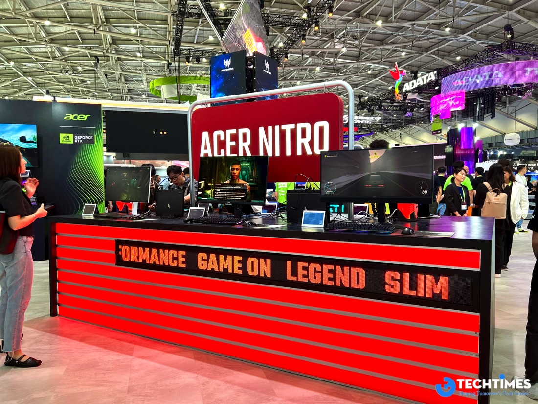 Acer tiếp tục tăng tốc ở thị trường game với sự xuất hiện của Predator Atlas 8, mẫu máy chơi game cầm tay chạy Windows 11 được trang bị nền tảng Intel Arc G-Series cùng GPU Intel Arc B390. Hệ thống tản nhiệt Predator AeroBlade với quạt kim loại chuyên dụng được xem là một trong những điểm khác biệt đáng chú ý trên thiết bị này.