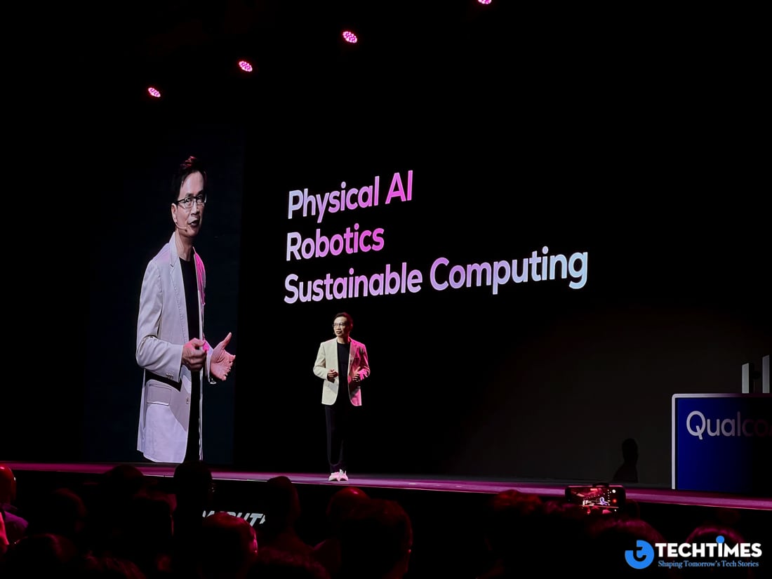 Sáu chủ đề trọng tâm của diễn đàn bao gồm: Robot, tự động hóa và Physical AI, Hạ tầng và phát triển điện toán AI, AI tạo sinh và ứng dụng nội dung thông minh, Thiết bị AI, IoT và Edge Computing, Ứng dụng AI trong công nghiệp, Dữ liệu, quản trị và bảo mật. Các phiên thảo luận được kỳ vọng sẽ mang đến cái nhìn toàn diện về sự phát triển của AI từ trung tâm dữ liệu đến các ứng dụng ngoài đời thực.