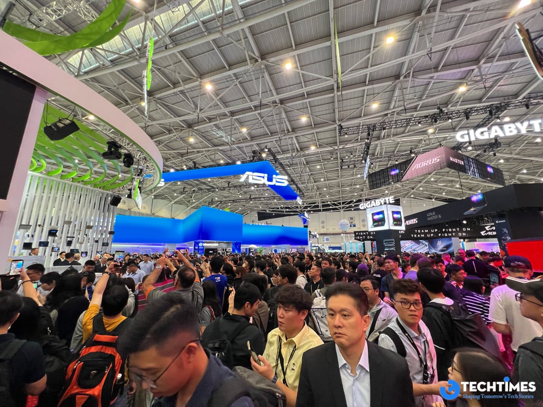 COMPUTEX 2026: Chủ tịch HCA chỉ ra lợi thế lớn nhất của Việt Nam trong cuộc đua AI là dữ liệu bản địa TechTimes Vietnam Ông Lâm Nguyễn Hải Long cho rằng, giá trị lớn nhất của triển lãm không chỉ nằm ở việc cập nhật công nghệ mới mà còn ở khả năng kết nối đối tác, mở rộng cơ hội hợp tác và tìm kiếm thị trường.