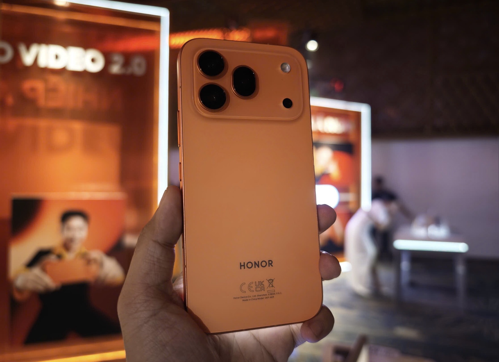HONOR 600 Series ra mắt, giá từ 9,99 triệu đồng, nổi bật với camera 200MP và pin 7.000mAh TechTimes Vietnam HONOR 600 Series ra mắt, giá từ 17,99 triệu đồng, nổi bật với camera 200MP và pin 7.000mAh