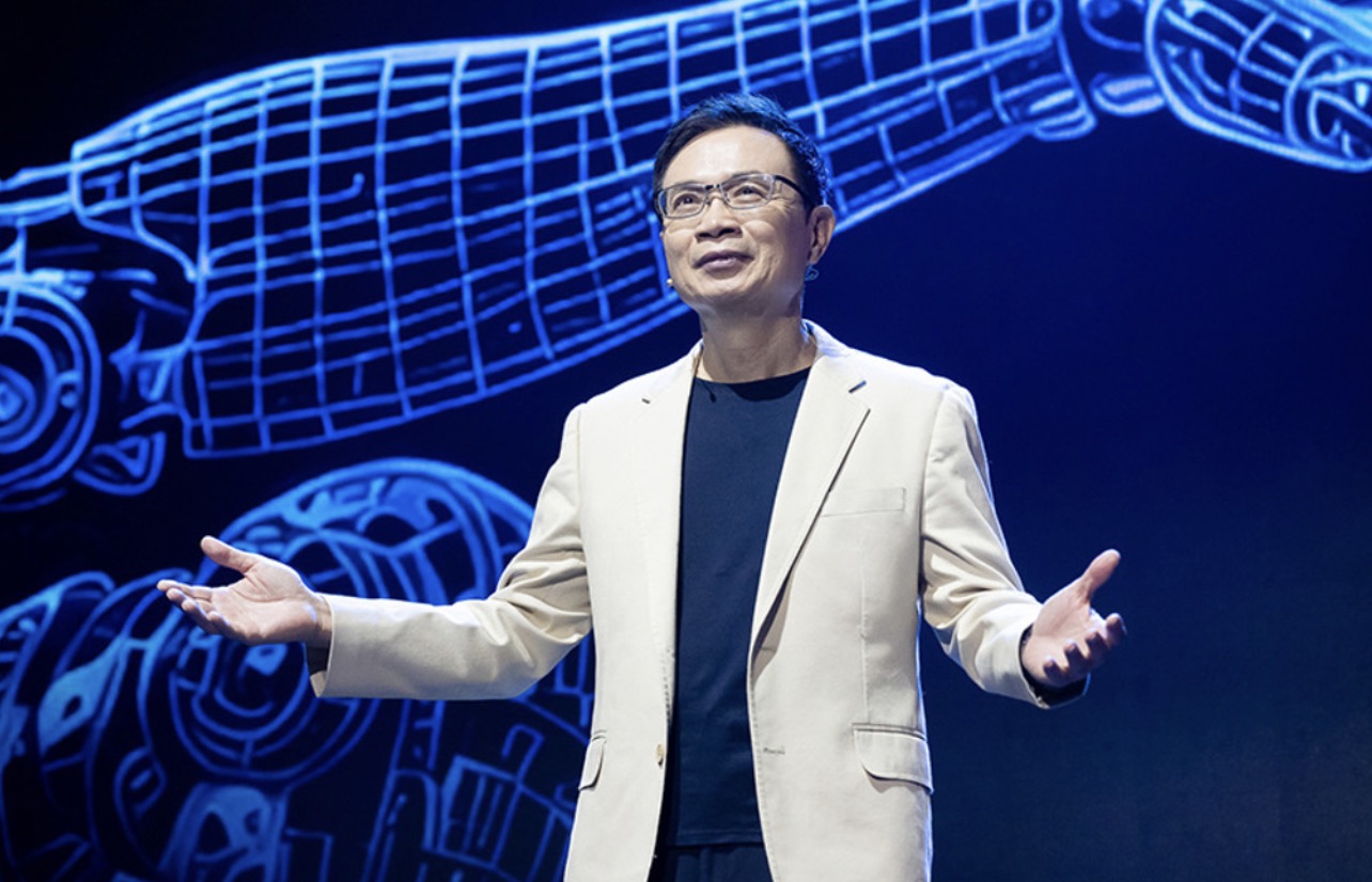 COMPUTEX 2026: Cuộc đua trí tuệ nhân tạo AI đã thay đổi, từ GPU sang giá trị thực tiễn TechTimes Vietnam Chủ tịch TAITRA James Huang