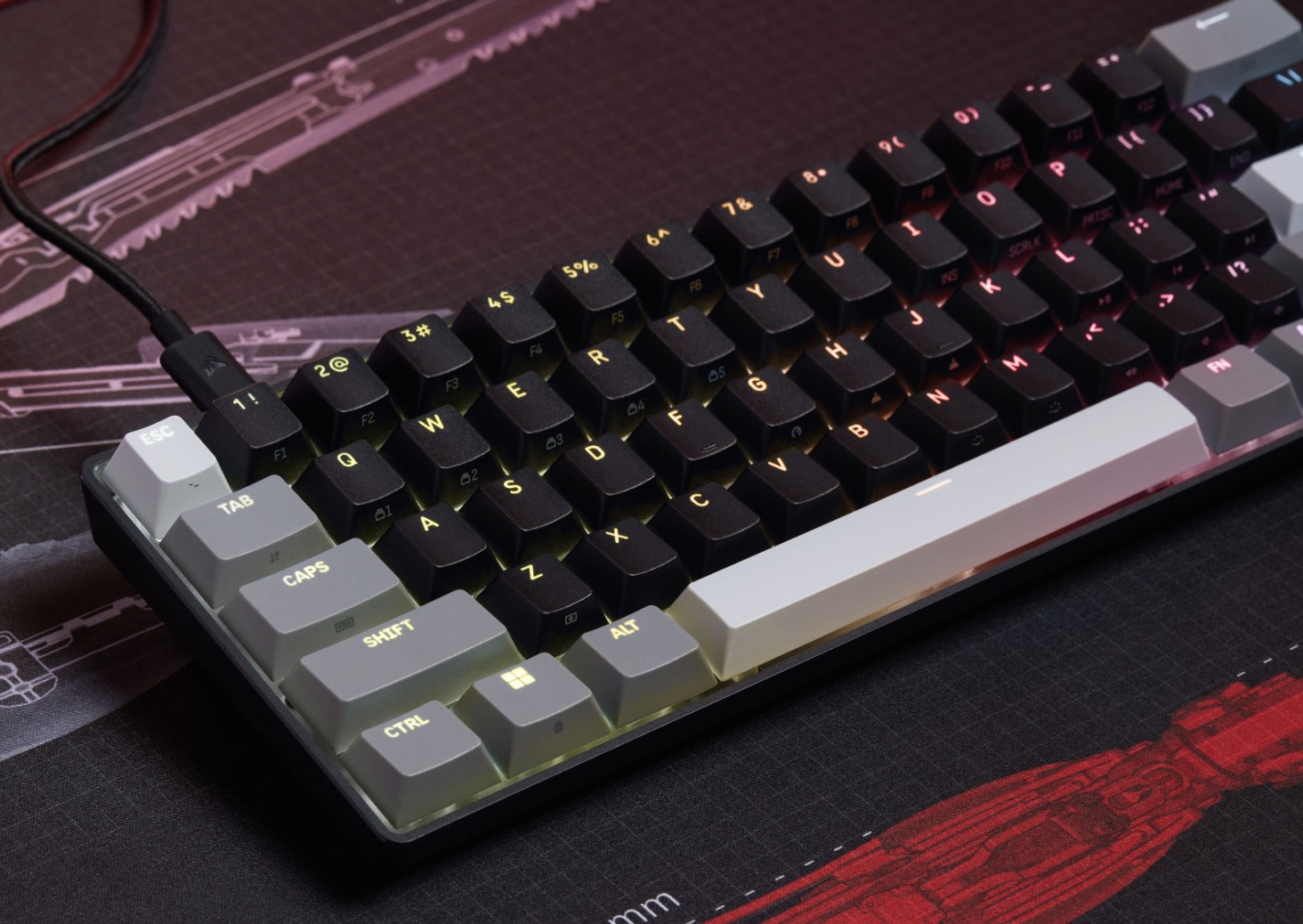 Thiết kế 60% nhỏ gọn hướng đến game thủ eSports, nhưng điểm đáng chú ý nằm ở hệ thống switch từ tính thế hệ mới. Người dùng có thể điều chỉnh điểm kích hoạt phím, thiết lập nhiều hành động trên cùng một phím bấm hoặc tận dụng các tính năng như Rapid Trigger để tăng tốc độ phản hồi trong game.