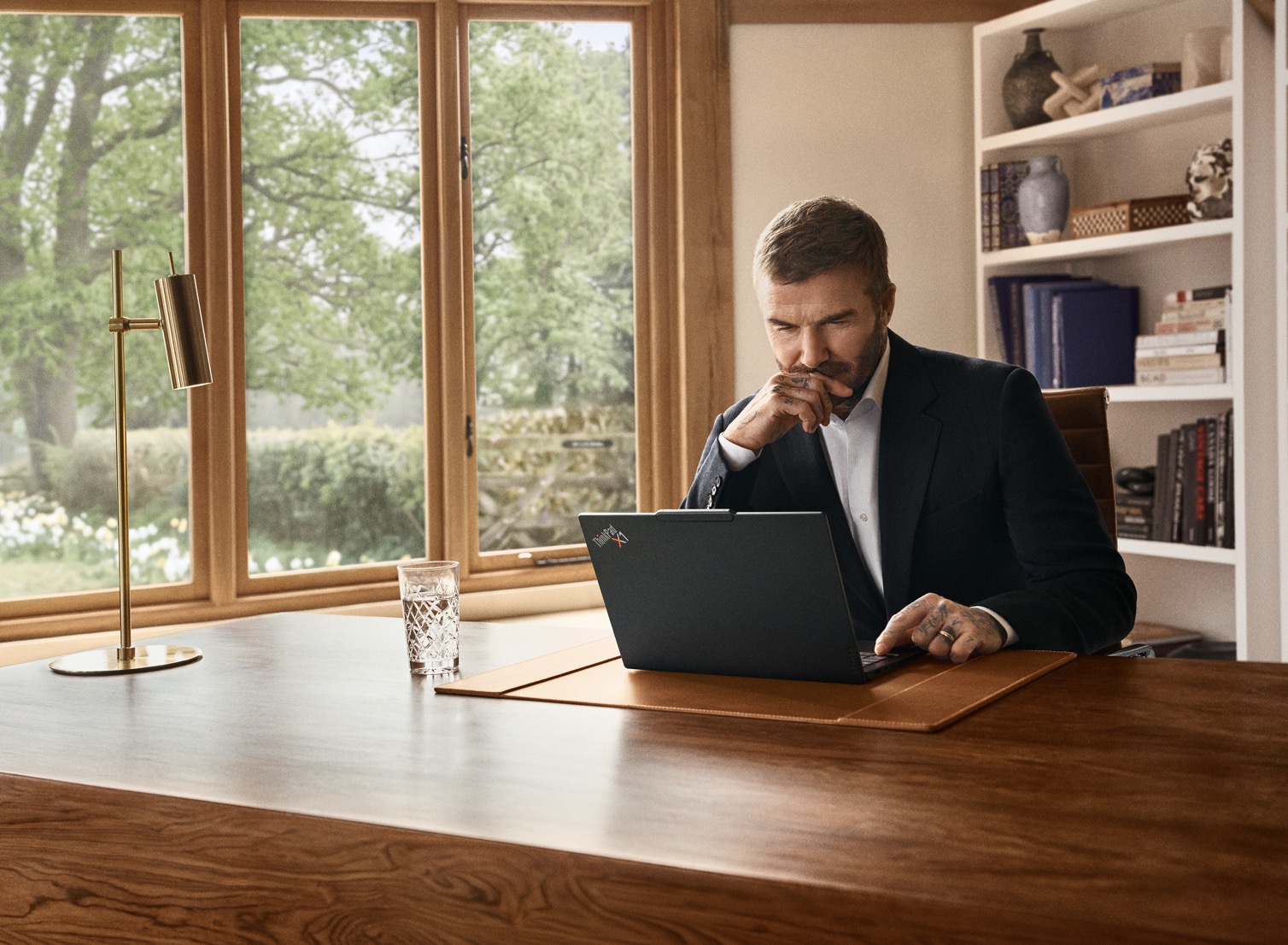 Lenovo ra mắt chiến dịch toàn cầu "Maximum David", tôn vinh sức mạnh AI cùng David Beckham