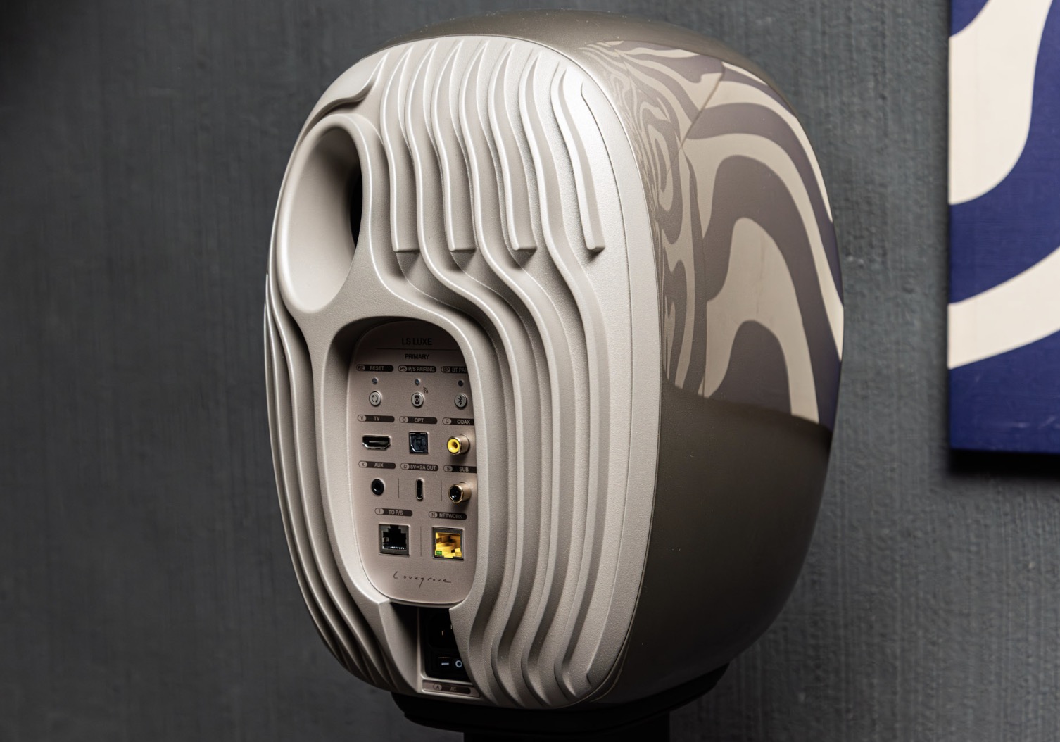 KEF LS LUXE: Loa không dây cao cấp kết hợp thiết kế độc đáo và công nghệ âm thanh tiên tiến TechTimes Vietnam KEF LS LUXE: Loa không dây cao cấp kết hợp thiết kế độc đáo và công nghệ âm thanh tiên tiến