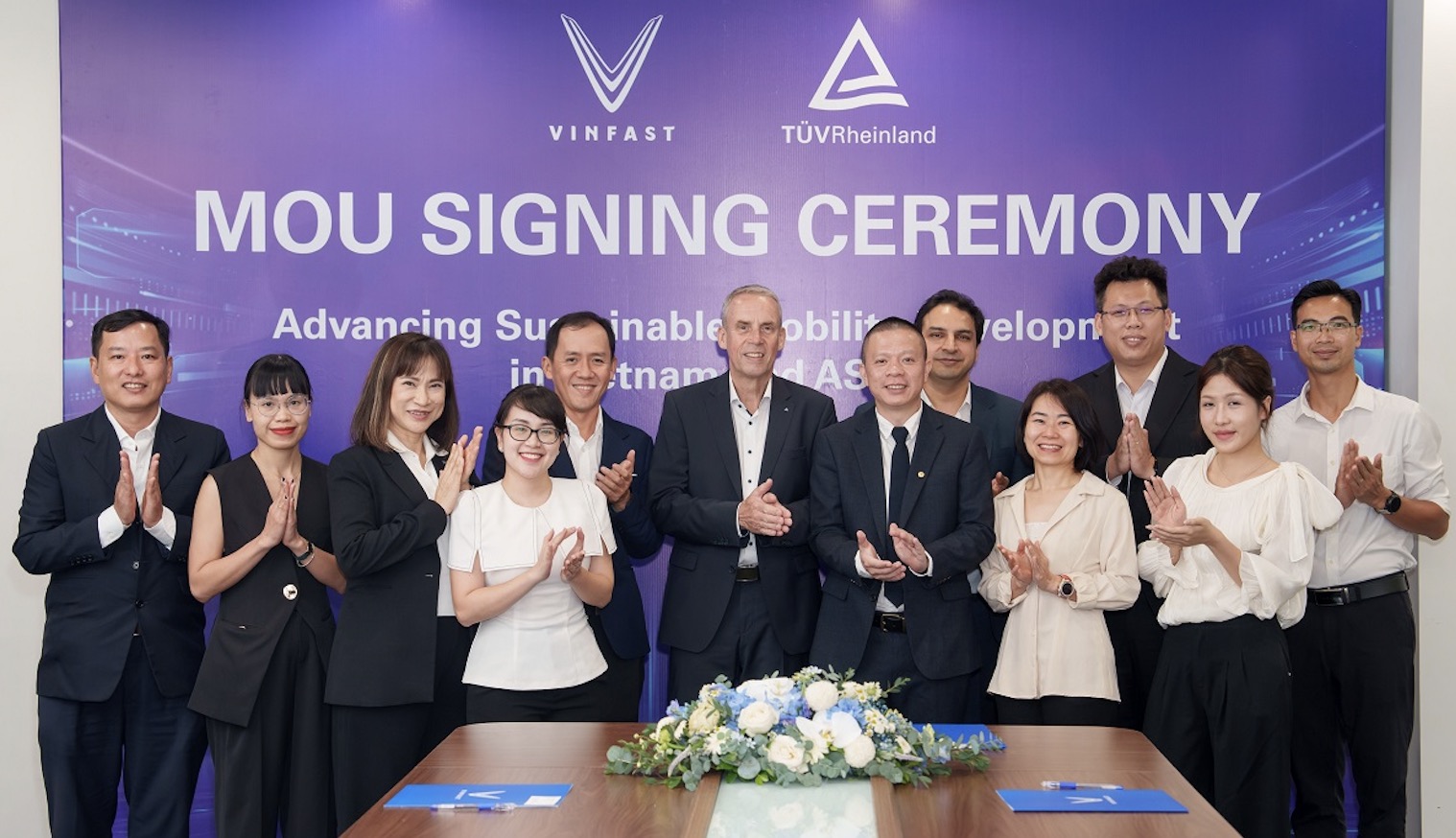 VinFast hợp tác TÜV Rheinland nâng cao năng lực thử nghiệm ô tô theo chuẩn quốc tế TechTimes Vietnam VinFast hợp tác TÜV Rheinland nâng cao năng lực thử nghiệm ô tô theo chuẩn quốc tế