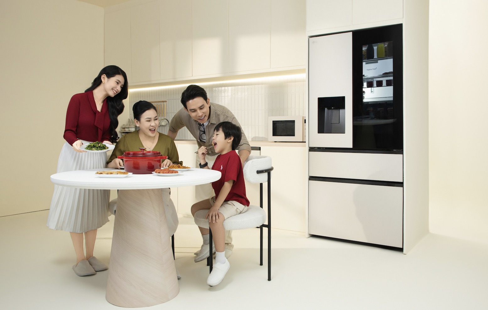 LG ra mắt tủ lạnh French Door Fit & Max mới, tối ưu không gian bếp và trải nghiệm lưu trữ