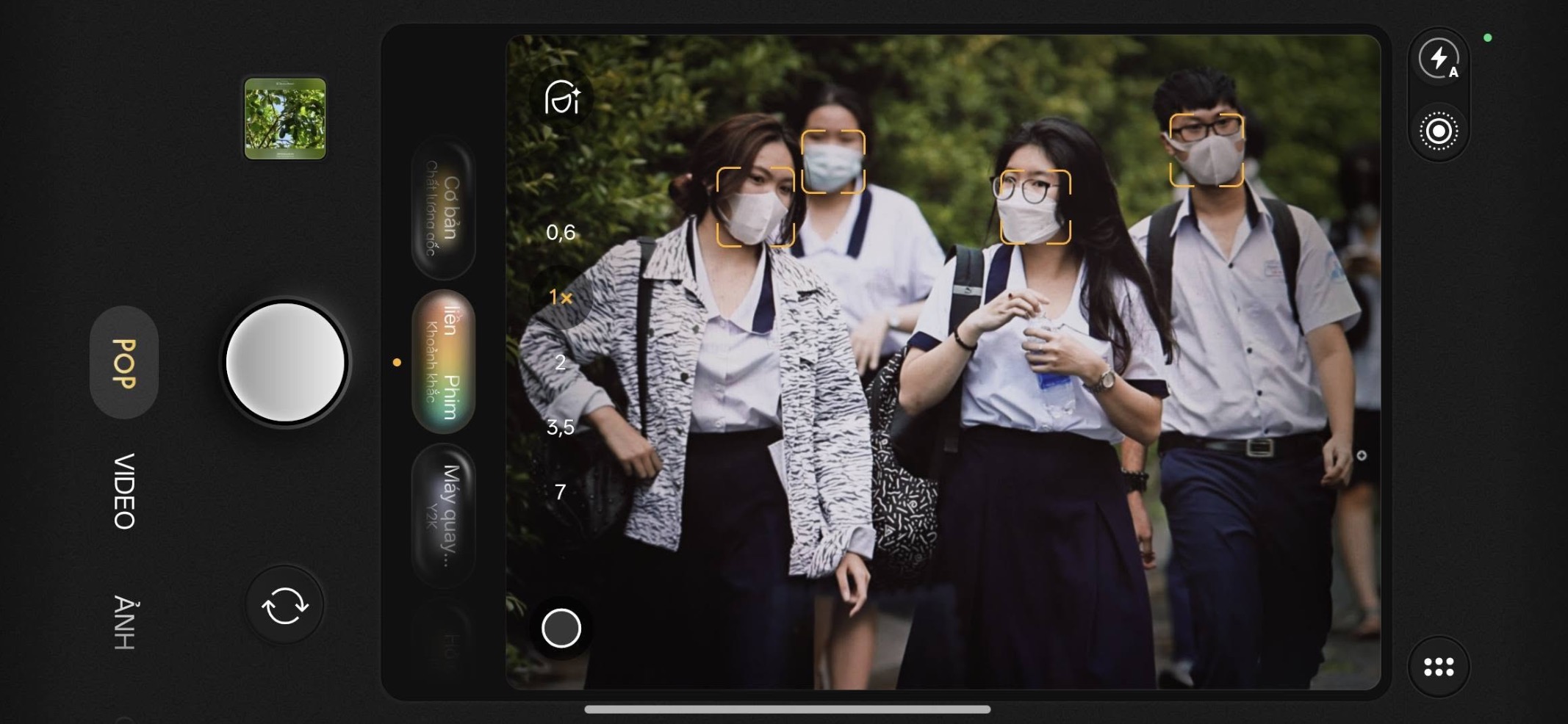 Đánh giá OPPO Reno16 5G: Khi AI và camera cùng giúp việc sáng tạo nội dung trở nên đơn giản hơn TechTimes Vietnam Chức năng Pop Cam giúp chỉnh màu ảnh theo thời gian thực để có được bức hình ấn tượng hơn.