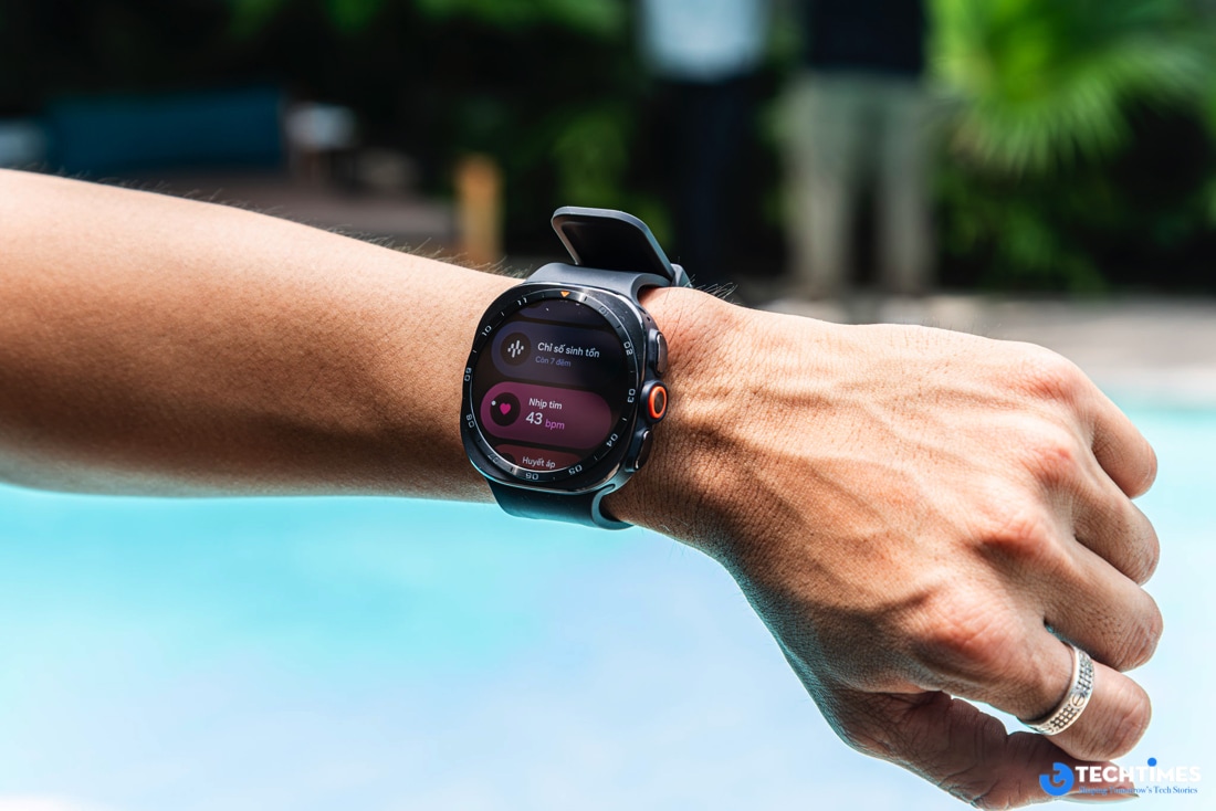 Samsung ra mắt Galaxy Watch Ultra2 và Watch9, nâng tầm trải nghiệm chăm sóc sức khỏe tích hợp AI