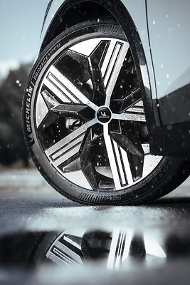 Michelin ra mat hai dong lop moi huong toi ca TechTimes Vietnam Michelin ra mắt hai dòng lốp mới, hướng tới cả xe xăng, hybrid và xe điện