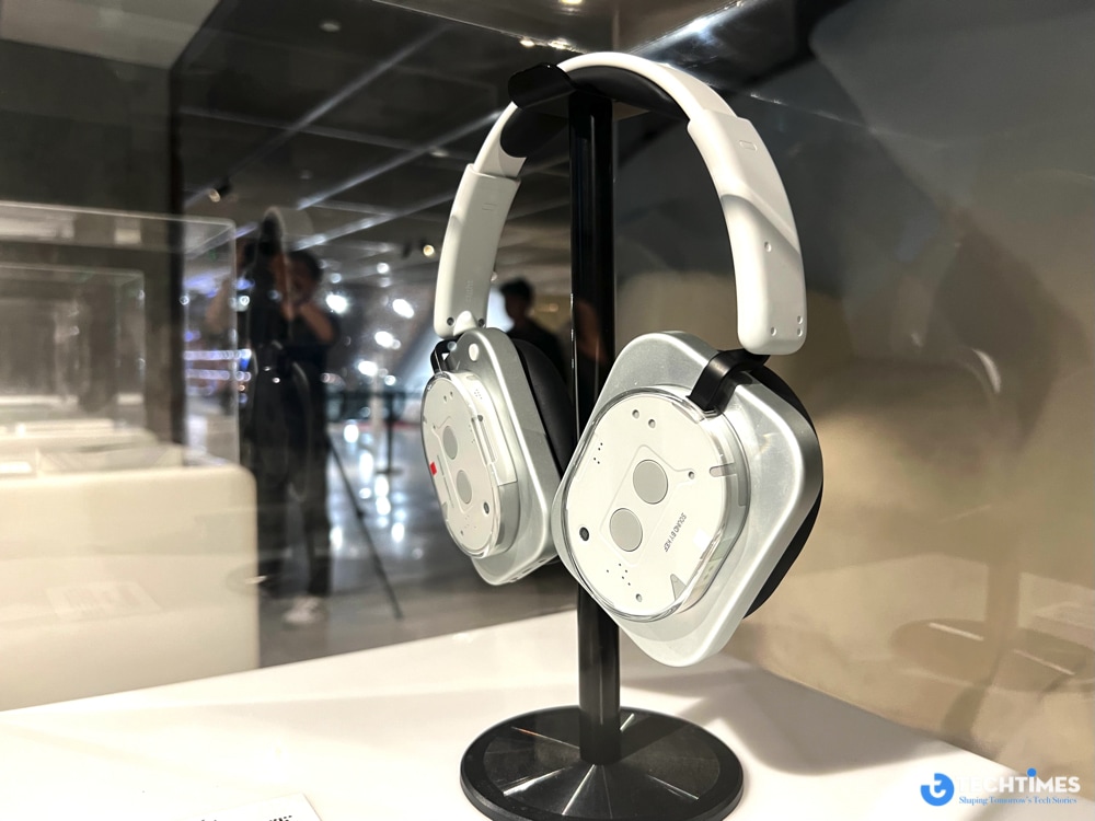 Nothing Headphone (a)