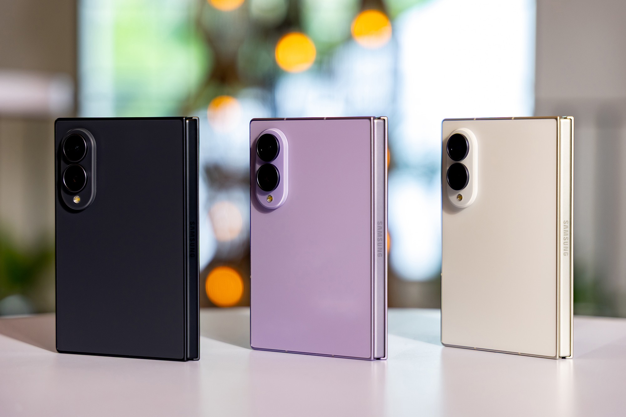 Smartphone gập tạo khác biệt nhờ thiết kế linh hoạt, mang lại trải nghiệm nâng cấp rõ rệt thay vì chỉ tăng cấu hình.