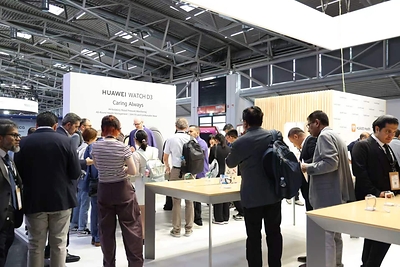 HUAWEI WATCH D3 ra mắt sớm tại ESC Congress 2026: Kỷ nguyên mới trong quản lý huyết áp bằng thiết bị đeo cổ tay TechTimes Vietnam HUAWEI WATCH D3 ra mat som tai ESC Congress 2026 TechTimes Vietnam HUAWEI WATCH D3 ra mắt sớm tại ESC Congress 2026: Kỷ nguyên mới trong quản lý huyết áp bằng thiết bị đeo cổ tay