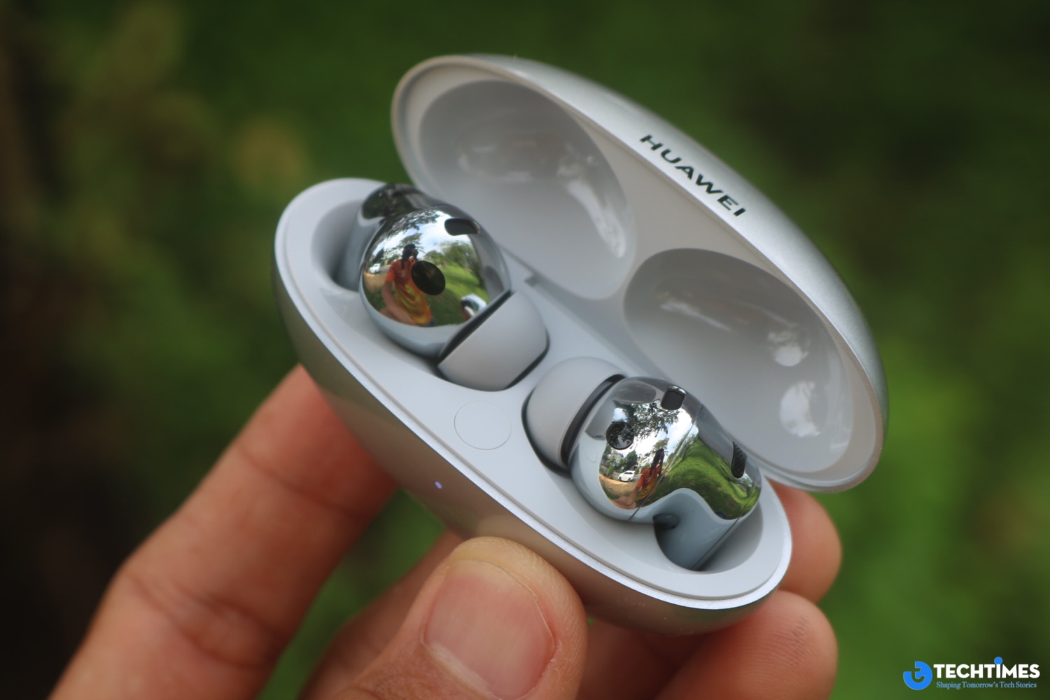 Huawei FreeBuds Neo màu bạc