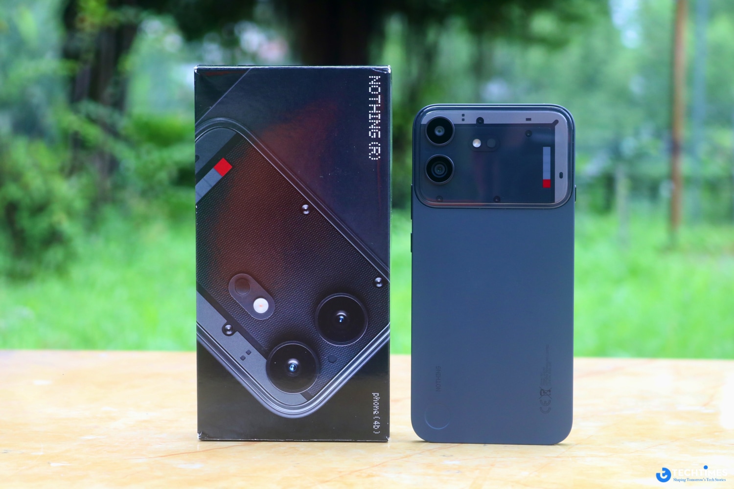 Đánh giá Nothing Phone (4b): Khác biệt, thực dụng và những giới hạn phải chấp nhận