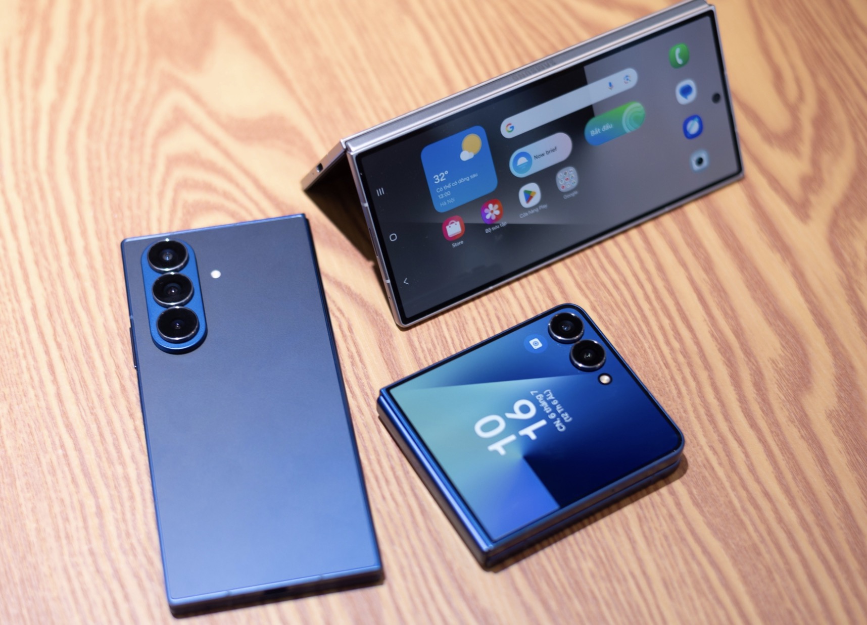 Thị trường smartphone màn hình gập