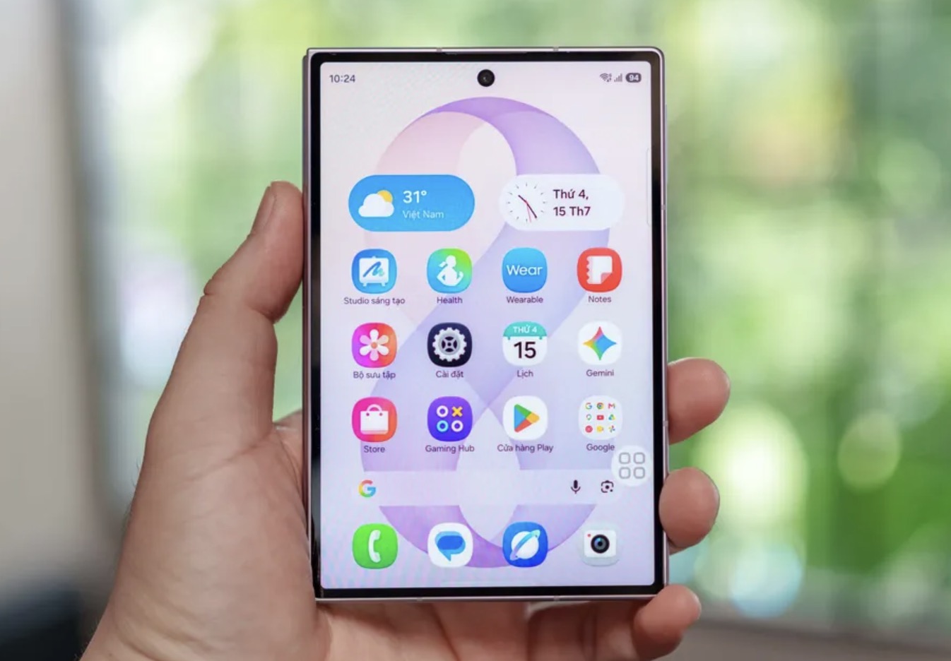AI workspace assistant trên Galaxy Z Fold
