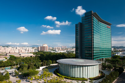 818597 Photo 4 jpg 400x0 1 TechTimes Vietnam Huawei và Qualcomm ký kết thỏa thuận cấp phép bằng sáng chế toàn diện, có thời hạn nhiều năm