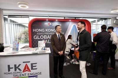 Doanh nghiệp Hồng Kông và Trung Quốc đại lục hợp lực vươn ra thị trường quốc tế: Mở ra nhiều cơ hội lớn cho nhân tài toàn cầu tại Vương quốc Anh 825407 Over 200 job openings bro TechTimes Vietnam Doanh nghiệp Hồng Kông và Trung Quốc đại lục hợp lực vươn ra thị trường quốc tế: Mở ra nhiều cơ hội lớn cho nhân tài toàn cầu tại Vương quốc Anh