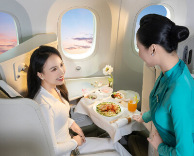 827563 Photo 3 jpg 400x0 1 TechTimes Vietnam Vietnam Airlines là hãng hàng không châu Á đầu tiên giành giải thưởng “Hãng hàng không có ẩm thực xuất sắc nhất thế giới năm 2026”
