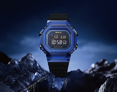 Casio ra mat dong ho MR G che tac tu tinh TechTimes Vietnam Casio ra mắt đồng hồ MR-G chế tác từ tinh thể sapphire xanh